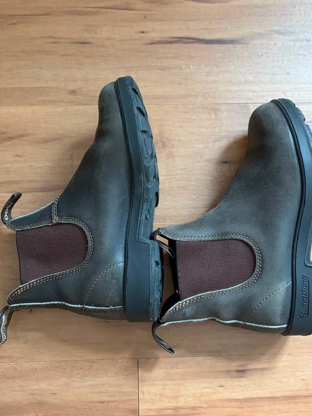 Blundstone Women’s 500 Slip-On Chelsea Boots - Picture 3 of 4